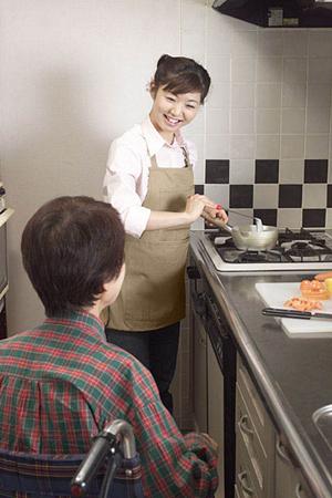 矯正歯科で歯列矯正をして笑顔になる