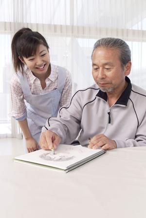 高齢者に優しい老年内科を併設しています